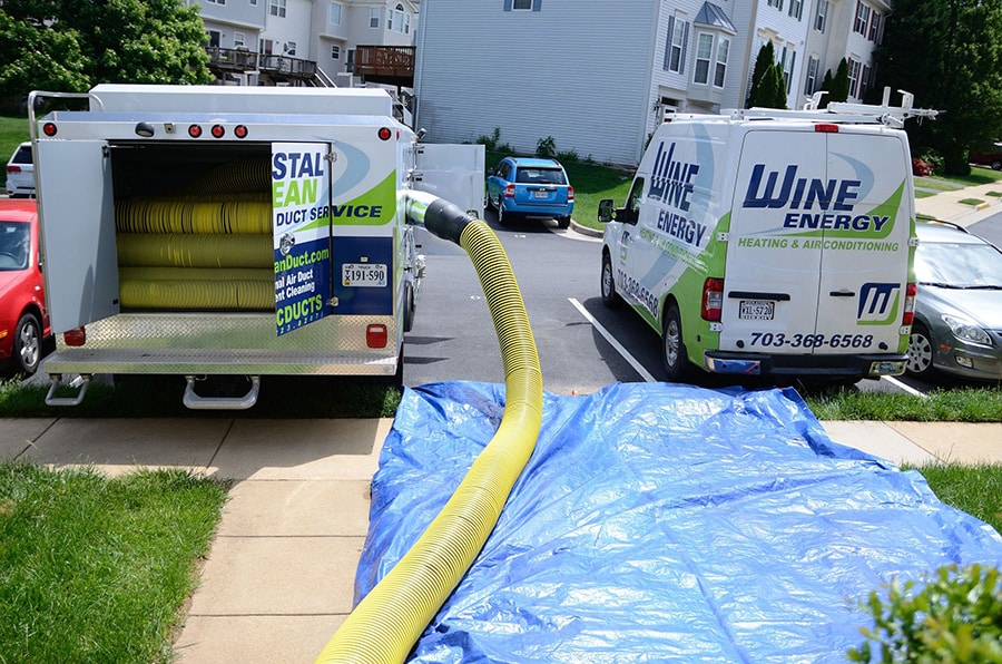 Air Duct Cleaning Truck for Commercial Buildings